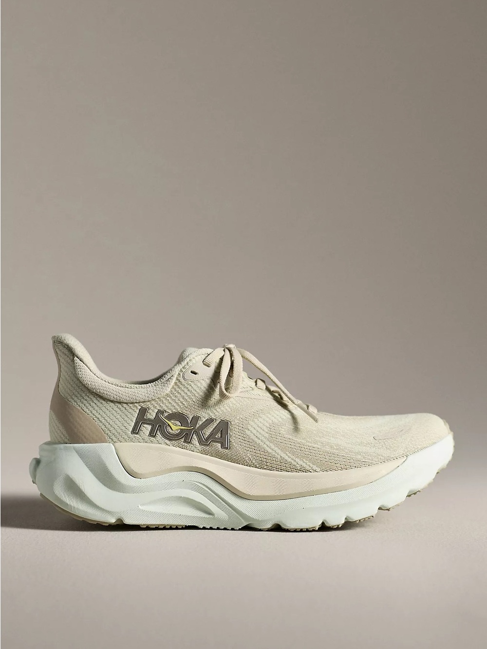 NIB HOKA Arahi 8 Sneakers in Color Oyster Mushroom/Truffle Salt Size Women’s 9.5 - Picture 2 of 4
